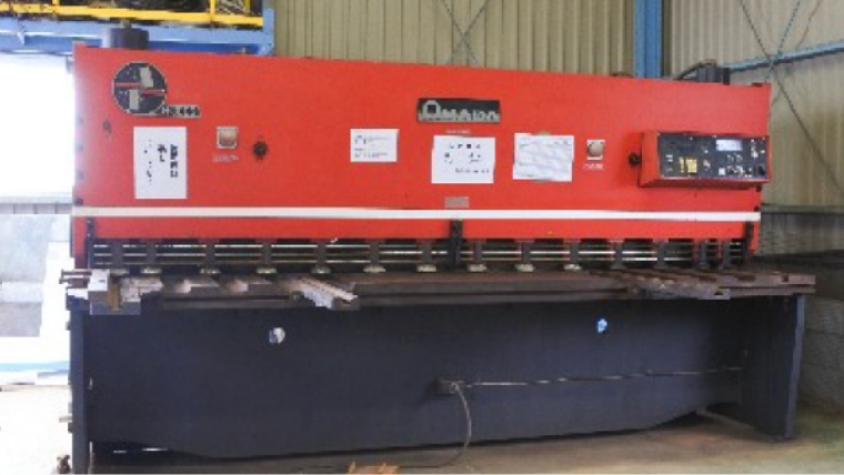 AMADA　油圧シャーリング